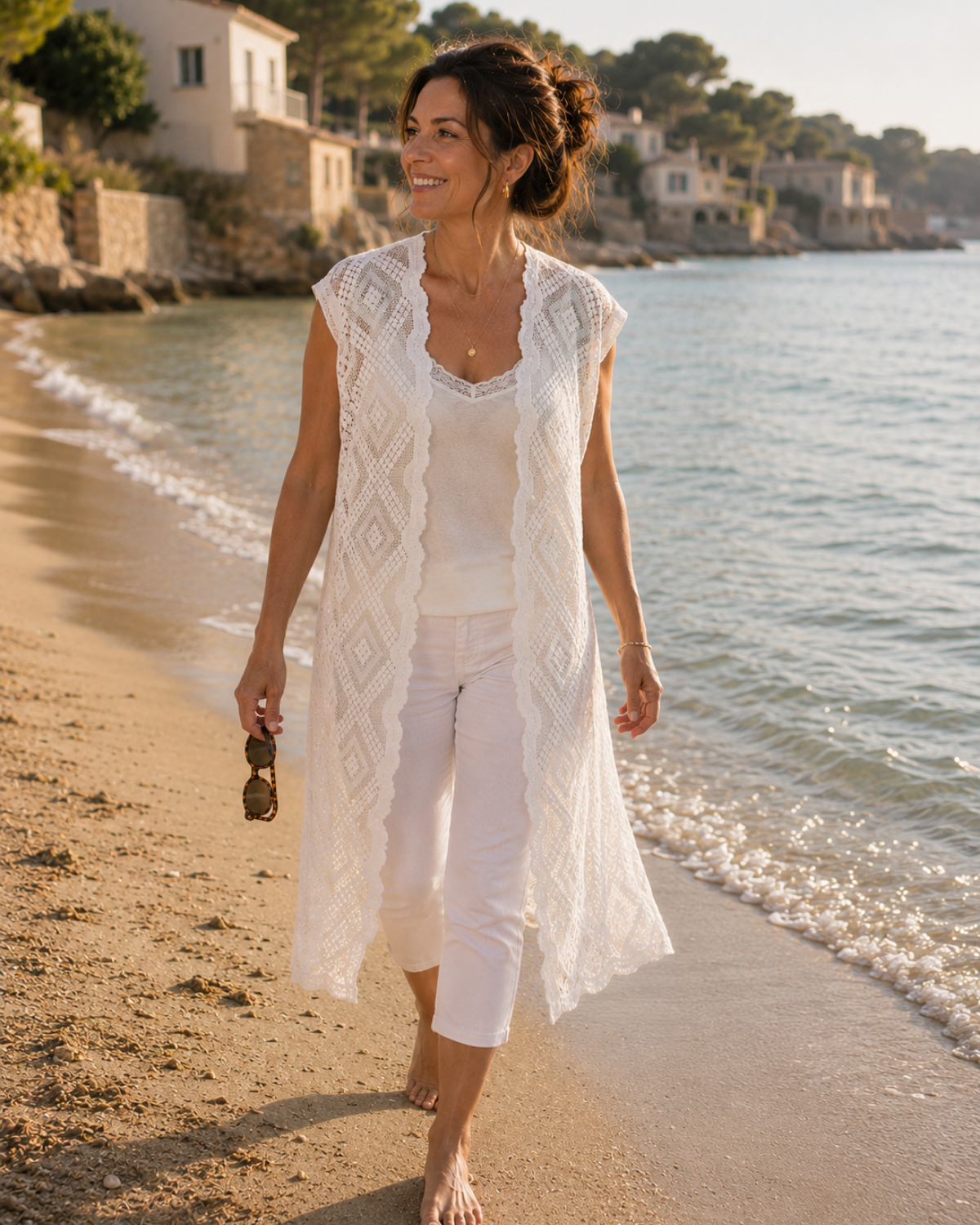 White Flower sleeveless bolero